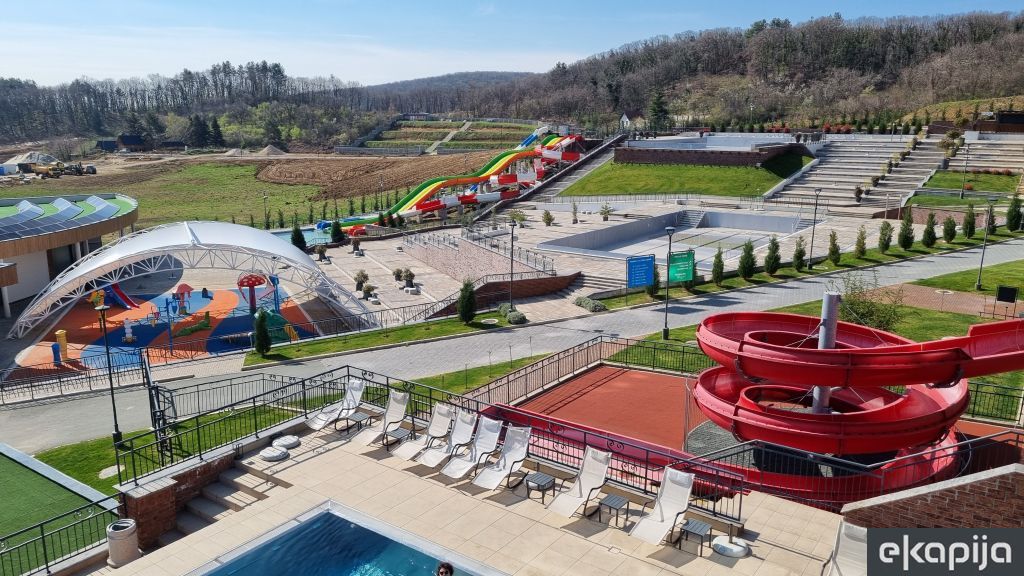 Aqua park Vodeni svet Fruške terme Vrdnik
