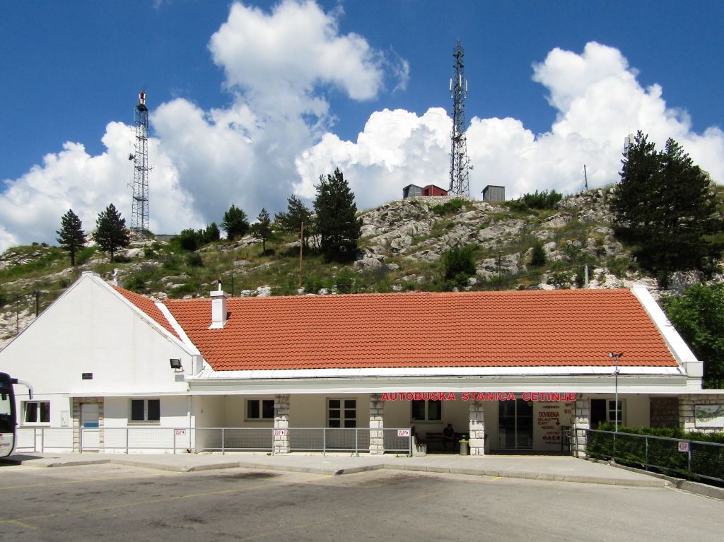 Autobuska stanica Cetinje