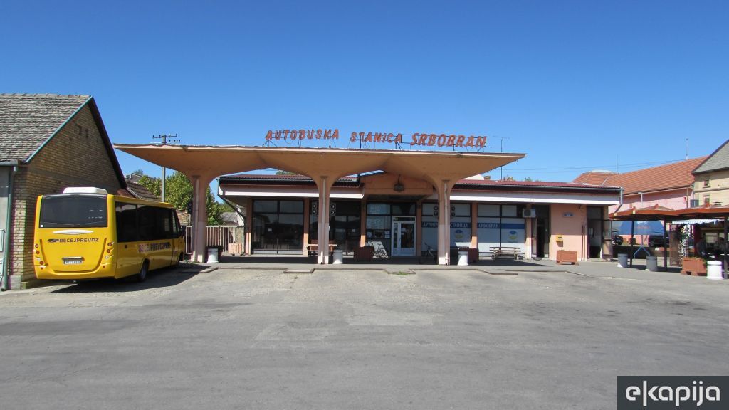 Autobuska stanica Srbobran