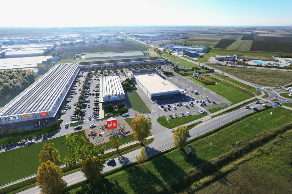 BIG Pazova tržni centar