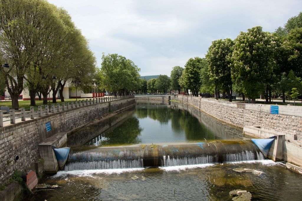 Brana i kupalište Knjaževac