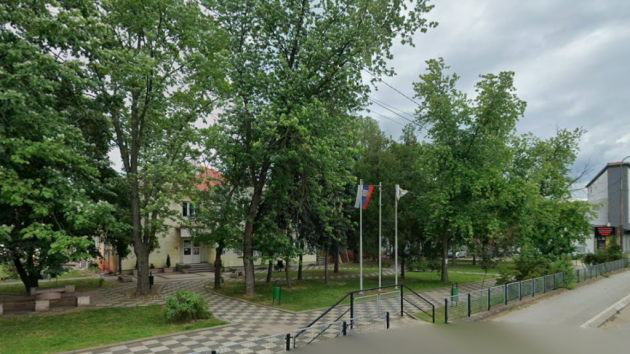 Centralni trg Merošina