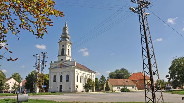 Crkva Presvete Bogorodice Farkaždin