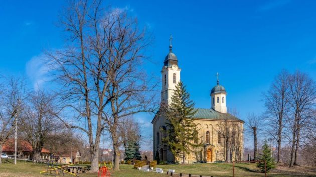 Crkva Svetih apostola Petra i Pavla Nemenikuće