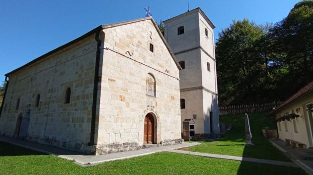 Spomen kompleks i Crkva Svetih Petra i Pavla Gornja Dobrinja kod Požege
