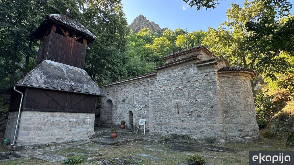 Crkva Svetog arhangela Gavrila Borač