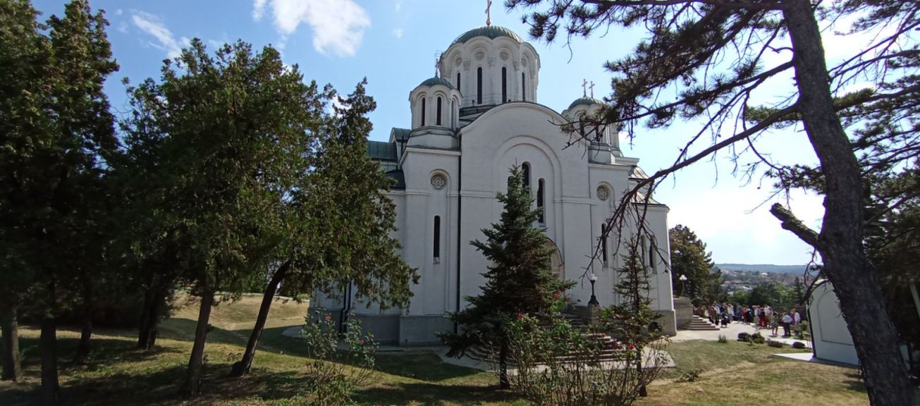 Crkva svetog Dimitrija Lazarevac / Spomen kosturnica Kolubarske bitke