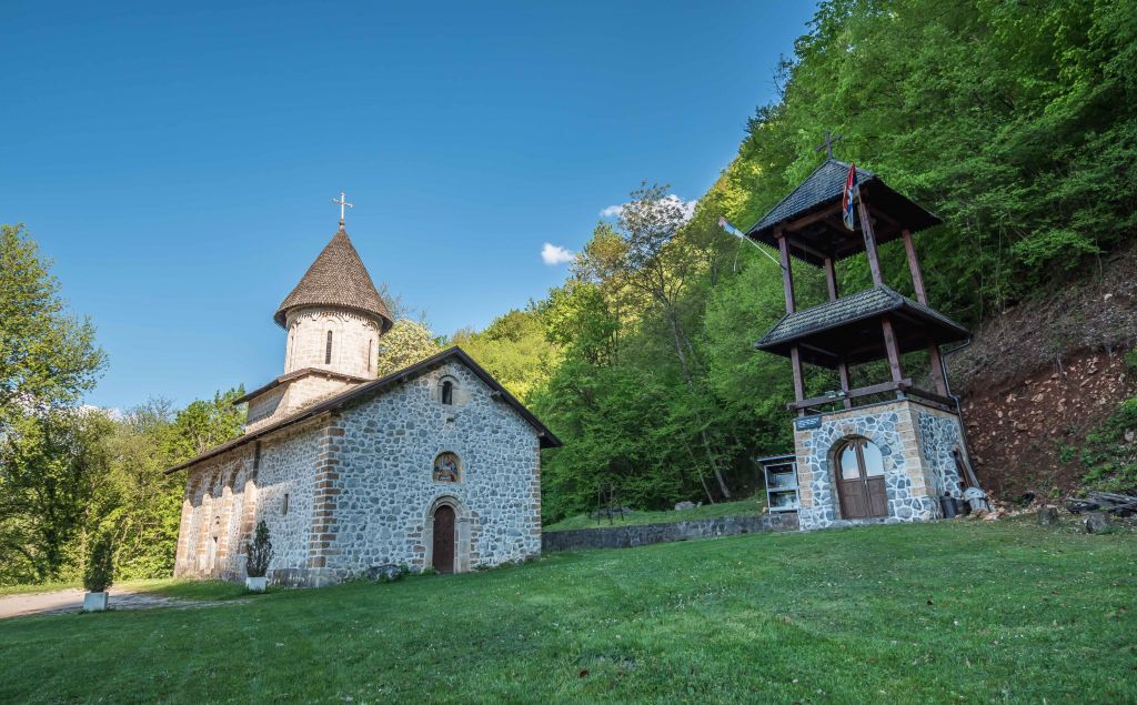 Crkva i manastir Svetog Đorđa Godovik Požega