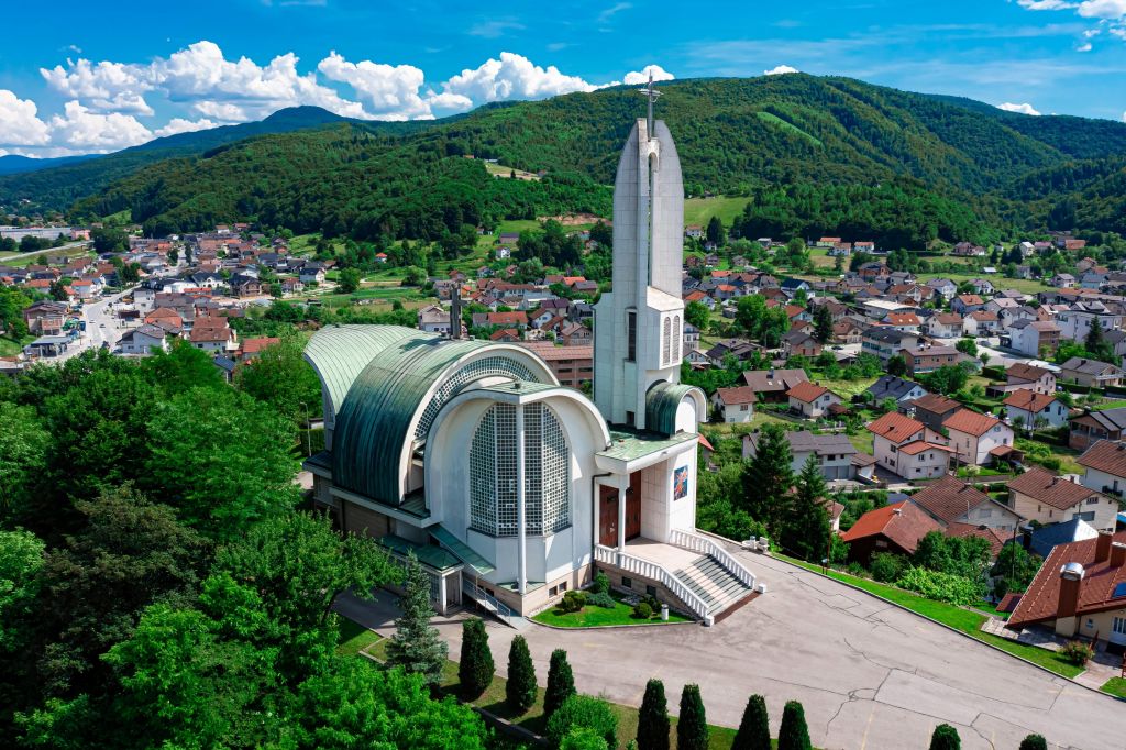 Katolička crkva Svetog Ilije Proroka Kiseljak
