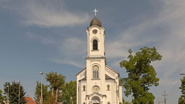 Hram prenosa moštiju Svetog oca Nikolaja Belegiš Stara Pazova