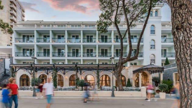 Hotel Crowne plaza Budva