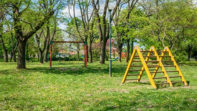 Park u Slikara Milovanovića 2 Kruševac