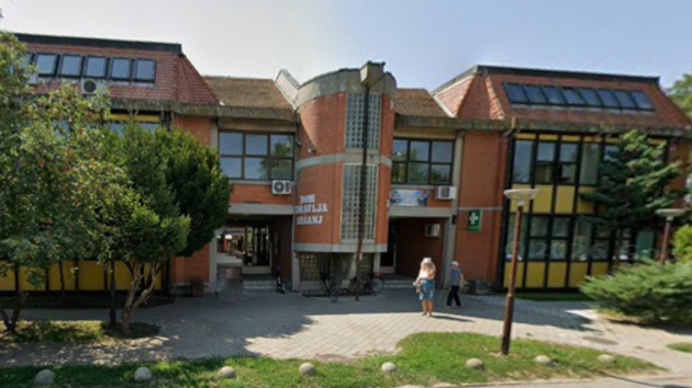 Dom zdravlja Sečanj