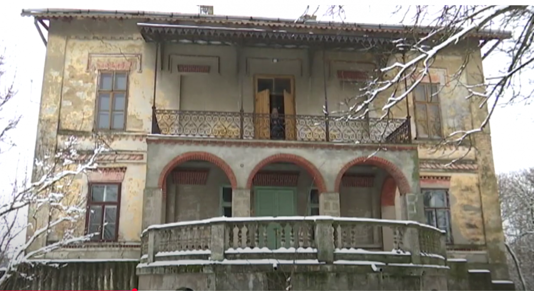 dvorac grofa Petra Pejačevića Jarkovci Inđija