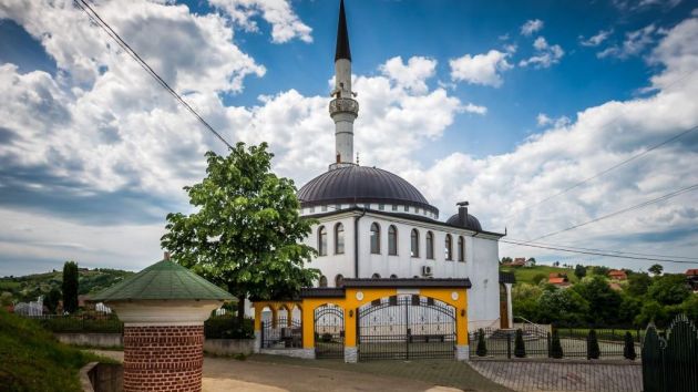 Džamija Čarakovo kod Prijedora