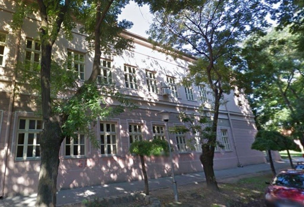 Ekonomsko trgovinska škola Bečej