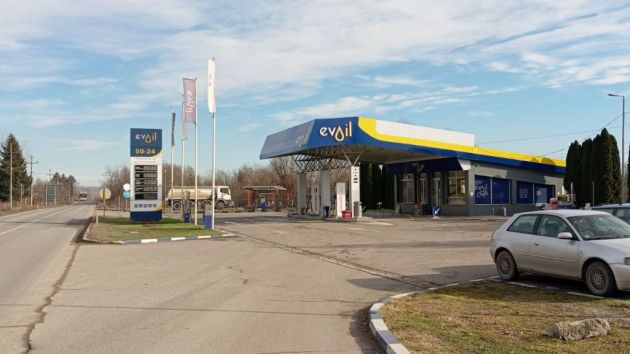 Benzinska stanica Evoil Divci kod Valjeva