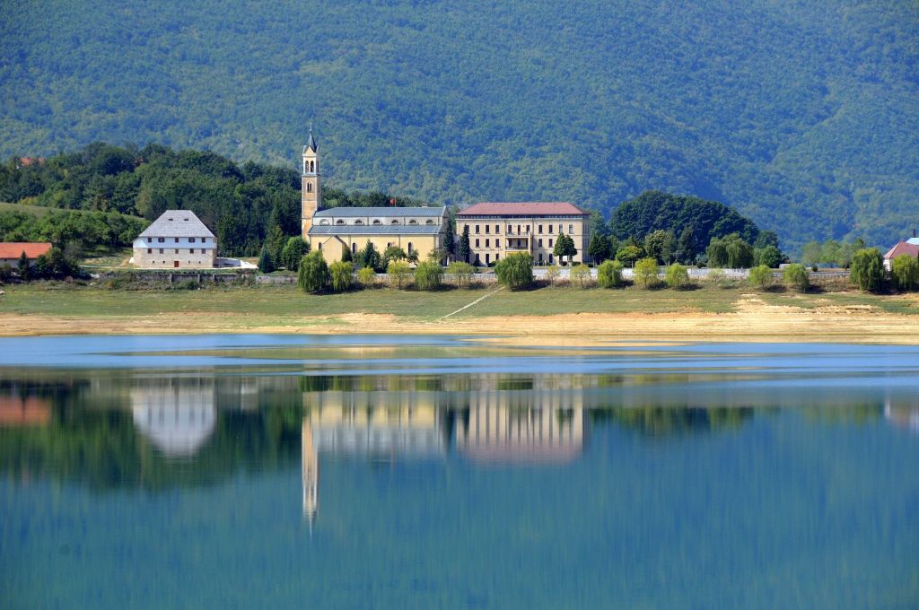 Franjevački samostan Rama Šćit