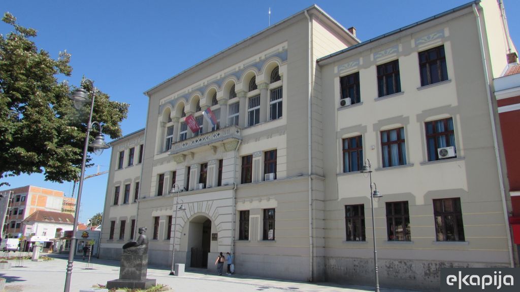 Gimnazija Čačak