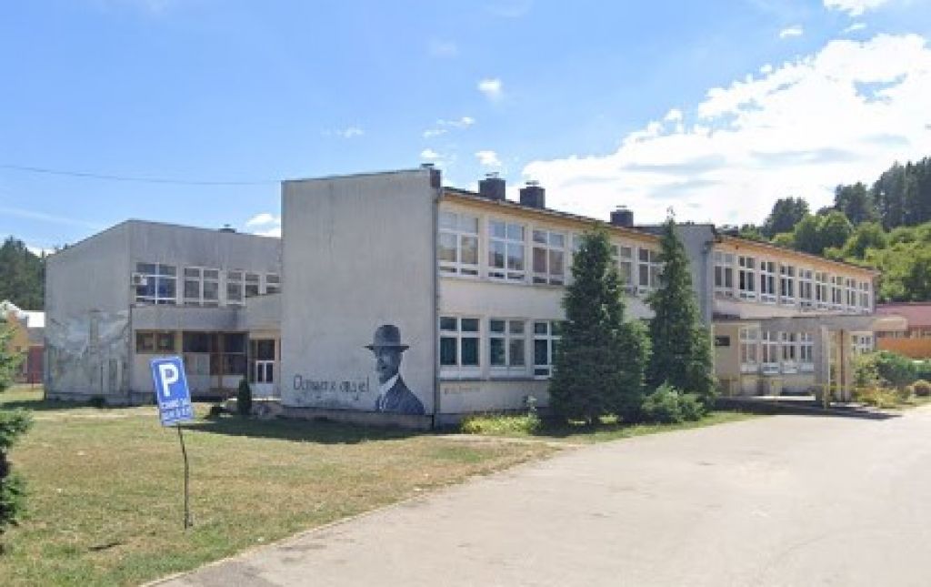 Gimnazija Nevesinje