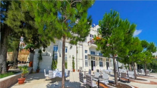 Gradska kafana Herceg Novi