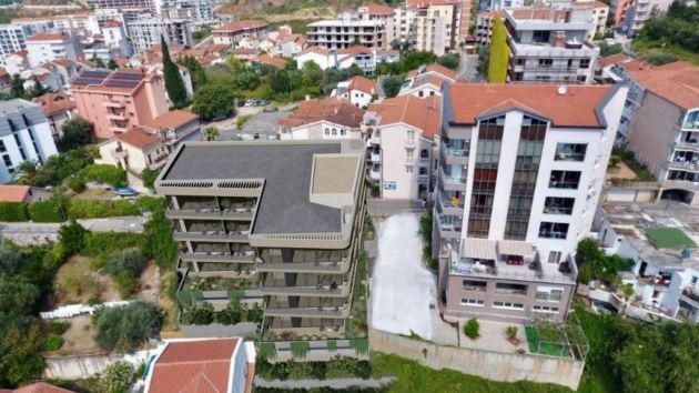 stambena zgrada Green land Bečići