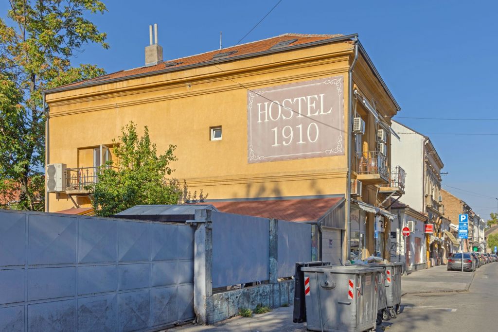 Hostel 1910 Zemun