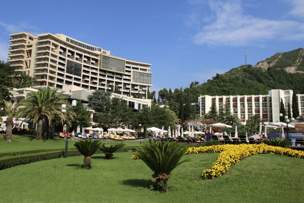 Hotel Harmonia By Dukley Zavala Budva