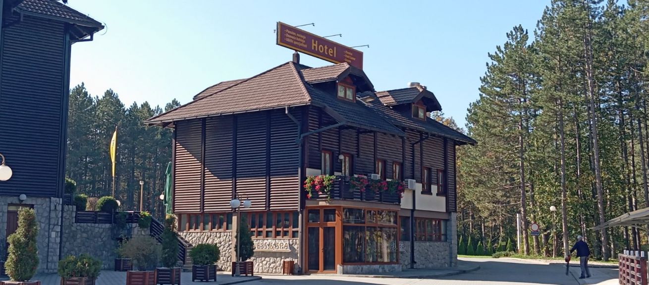naselje Bela zemlja kod Čajetine