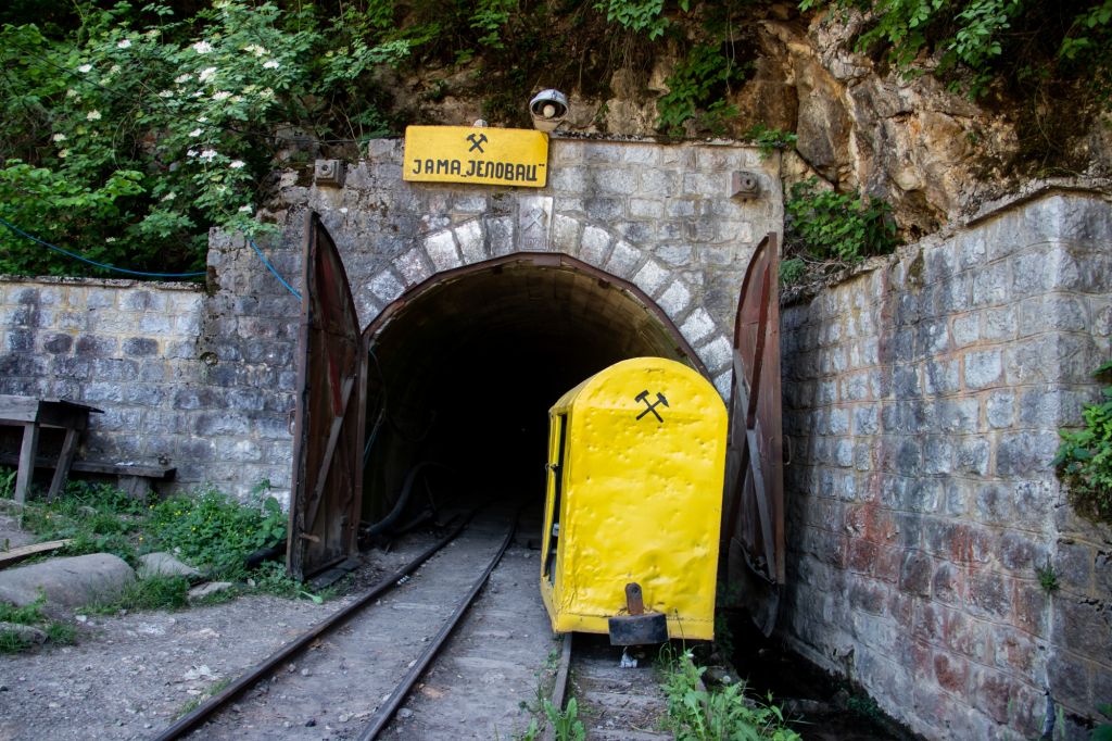 Jama Jelovac Vodna Despotovac