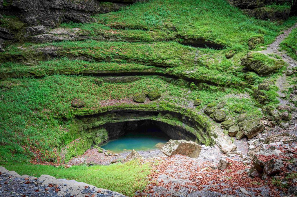 jezero Bobijaško oko Sanski most