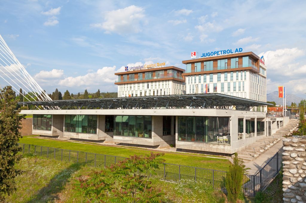 Universal Capital bank / Jugopetrol Podgorica