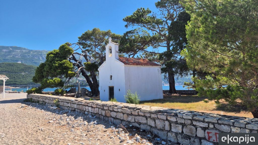 Katolička crkva Svetog Nikole Budva