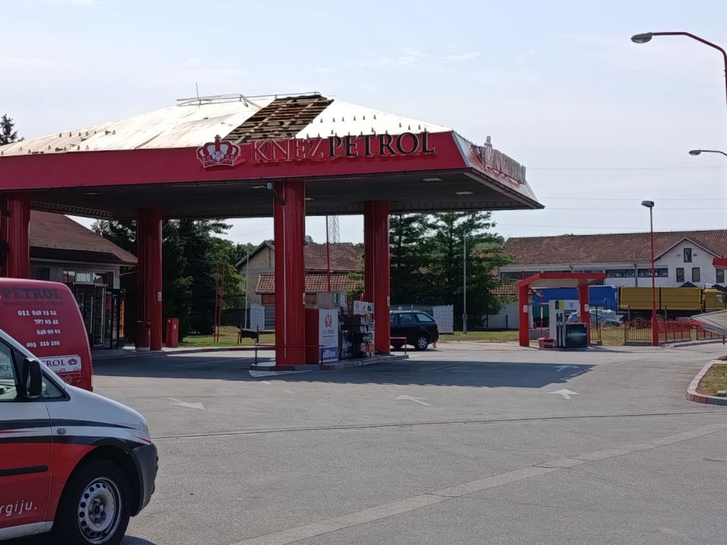 Benzinska stanica Knez Petrol Ub