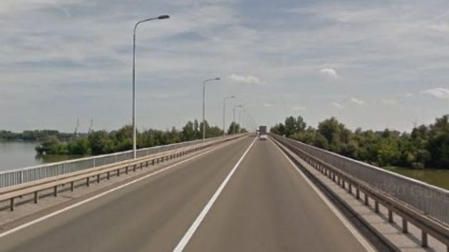 Kovinski most na Dunavu