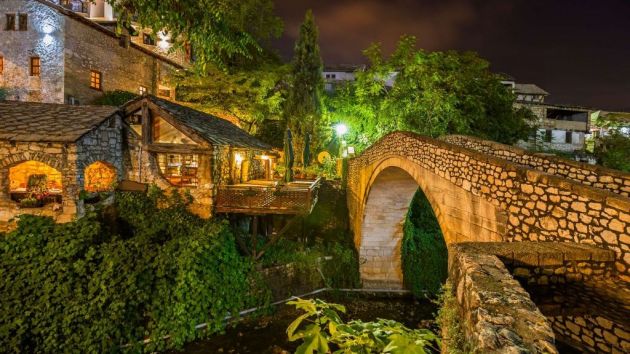 Kriva ćuprija Mostar