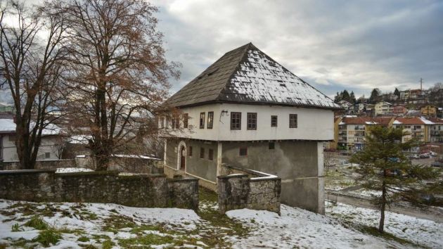 kuća Nurije Pozderca Cazin