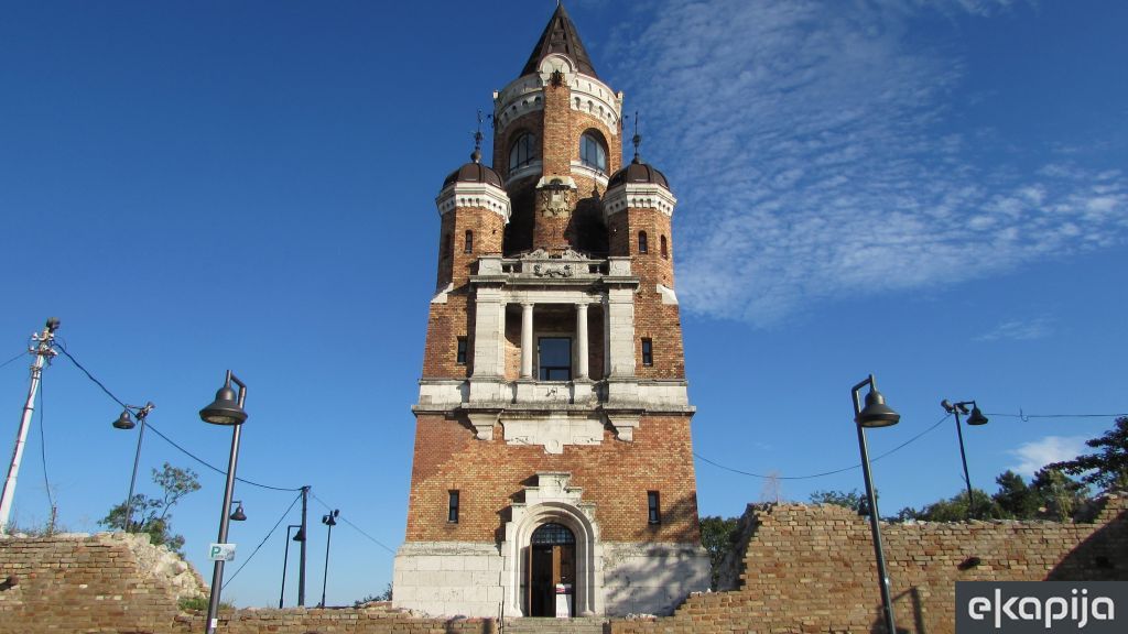 Kula Gardoš u Zemunu