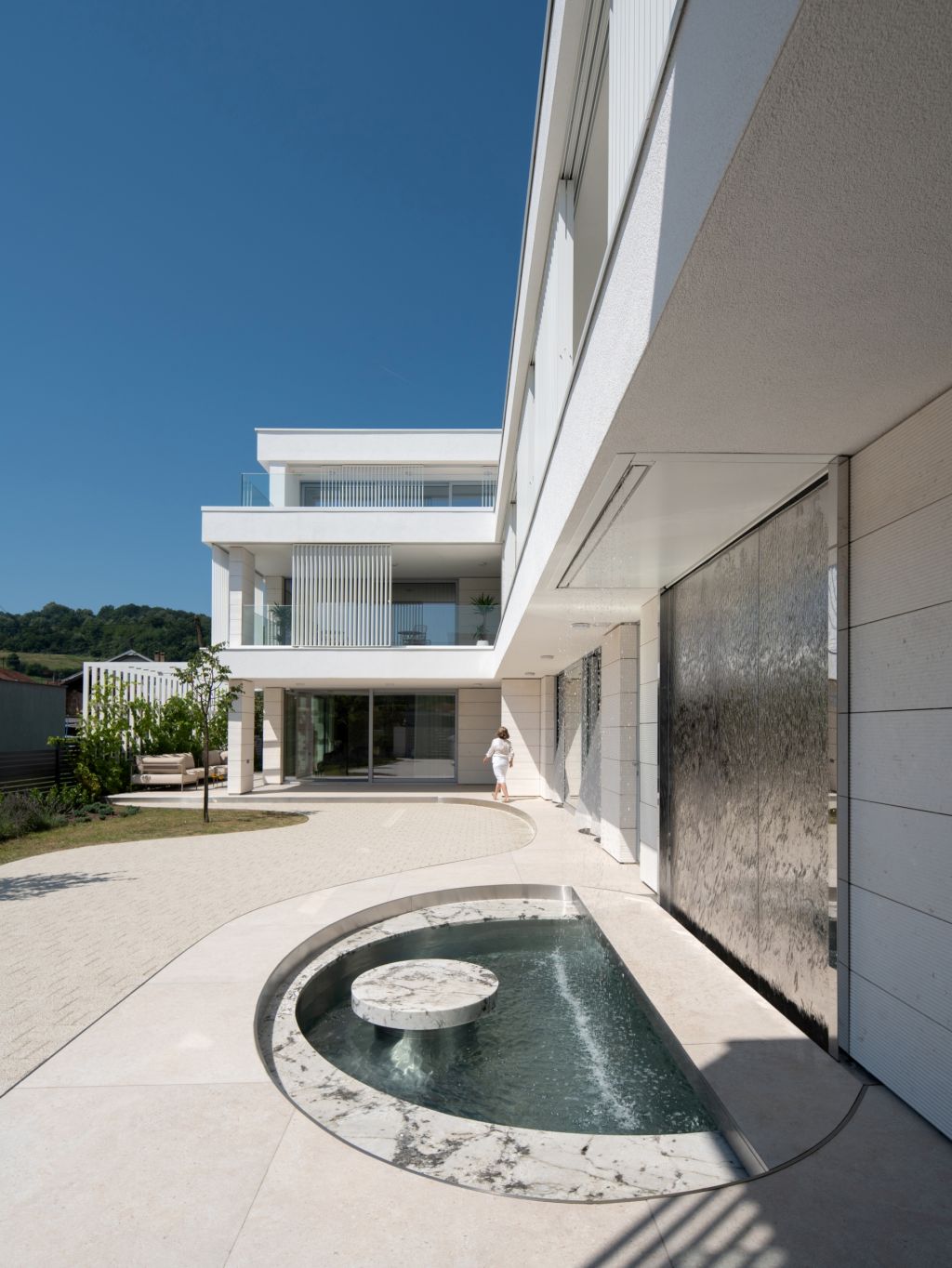 La Villa Bella, Tuzla