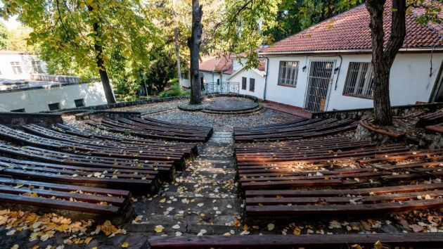 Letnja pozornica Niška Banja