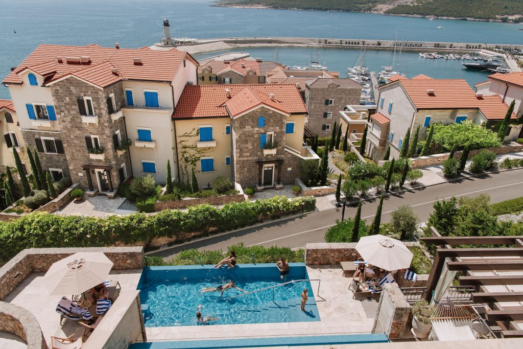 Luštica Bay