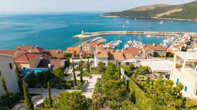 Marina village Luštica Bay