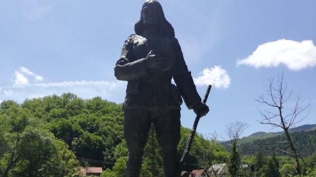 Spomenik Milunki Savić Jošanička banja