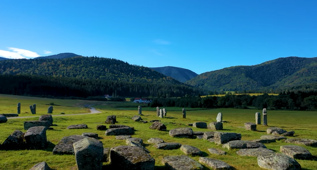 Nekropola stećaka Maculje Novi Travnik