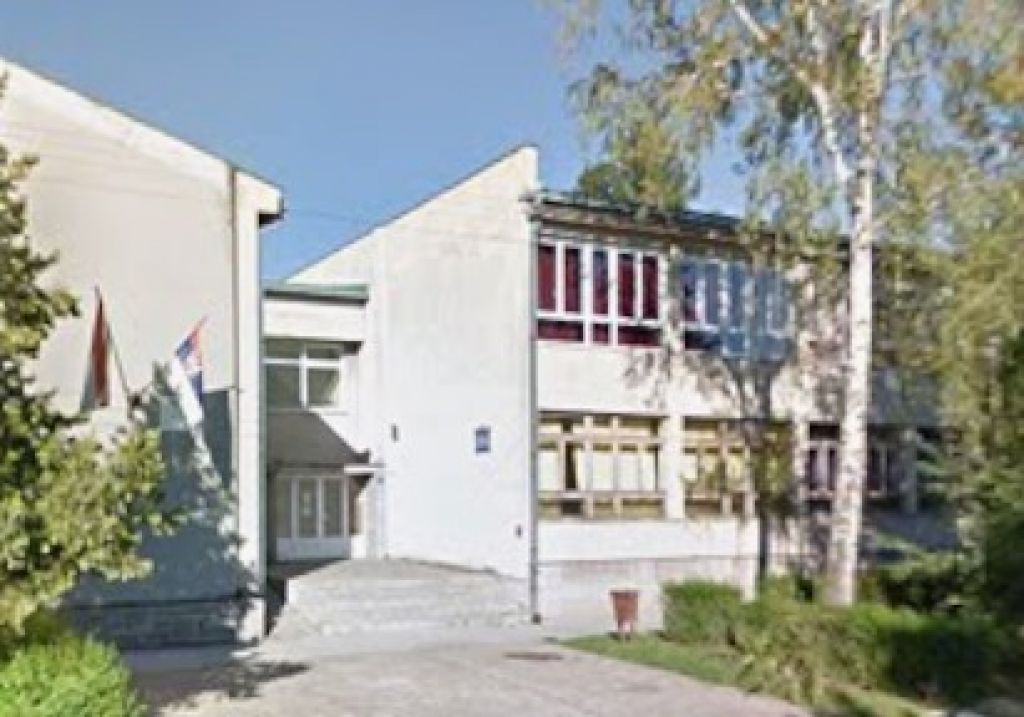 Osnovna škola Adi Endre Mali Iđoš