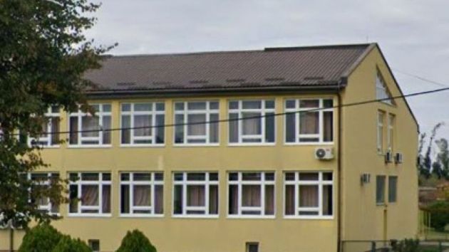 Osnovna škola Braće Radić Domaljevac