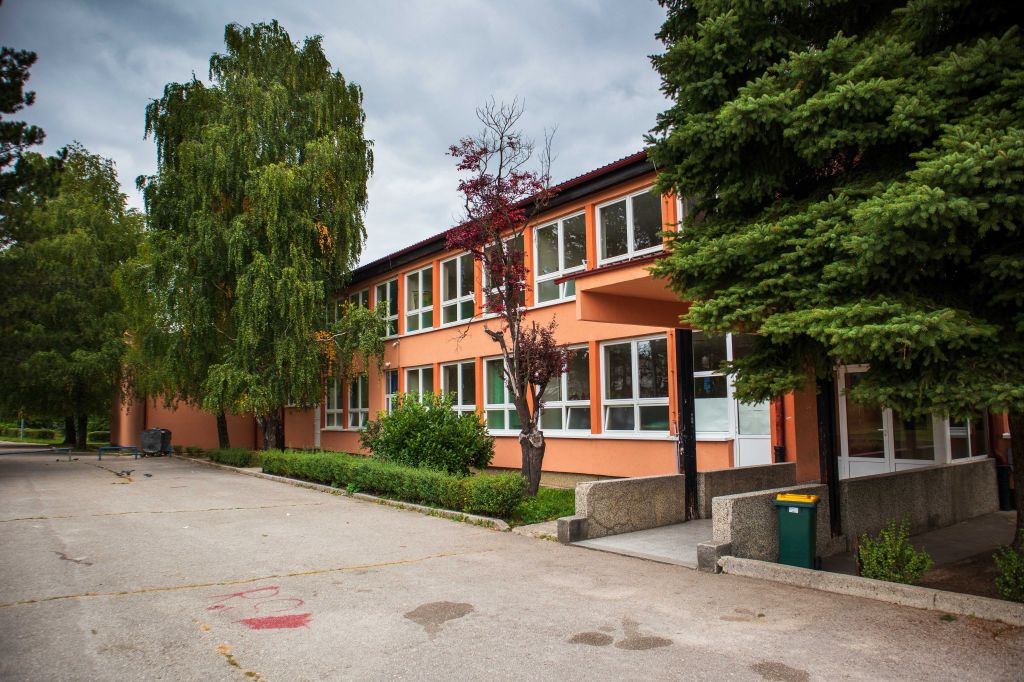 Osnovna škola Drvar