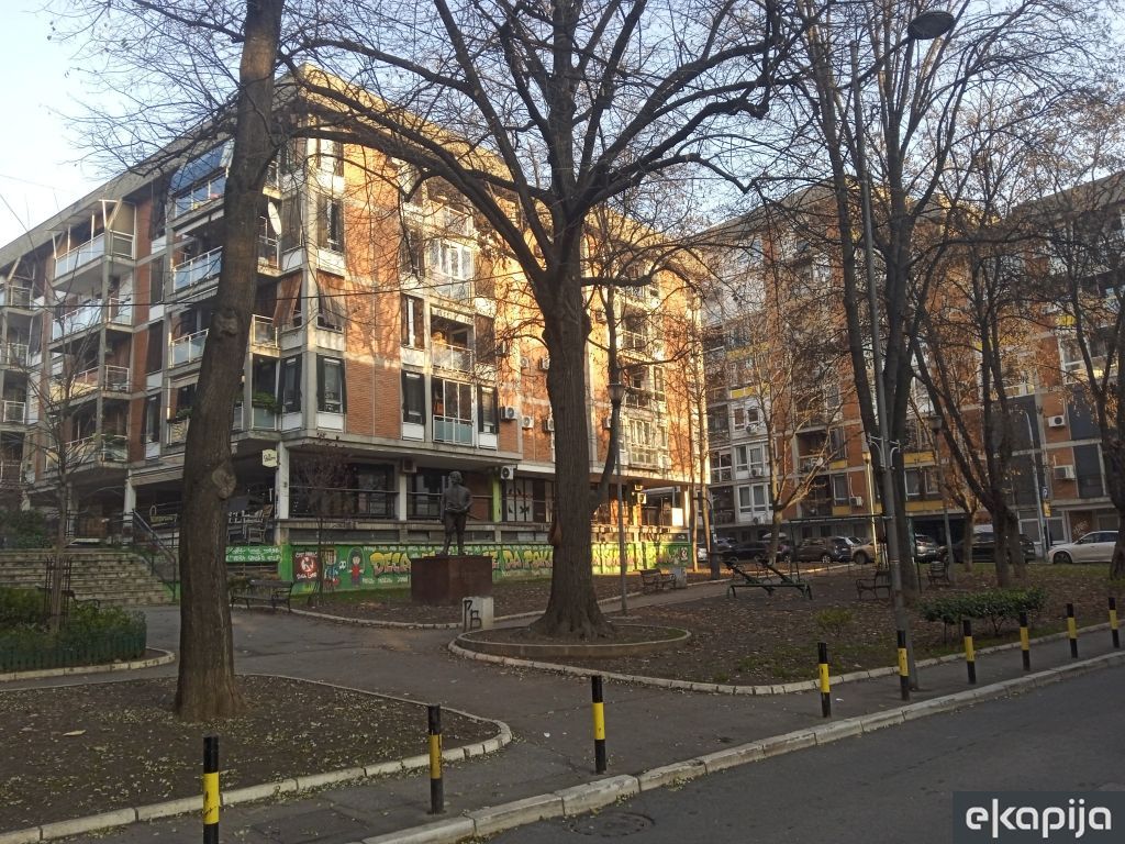 Park srpsko-grčkog prijateljstva i Spomenik Petru Nikolajeviću Moleru