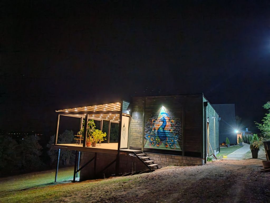 Paunova koliba Bečevica Knić