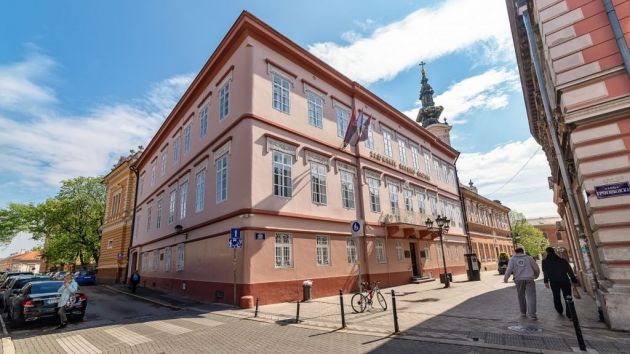 Platoneum / zgrada SANU Novi Sad  
